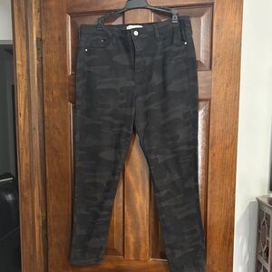 Black Ankle Skinny Jeans